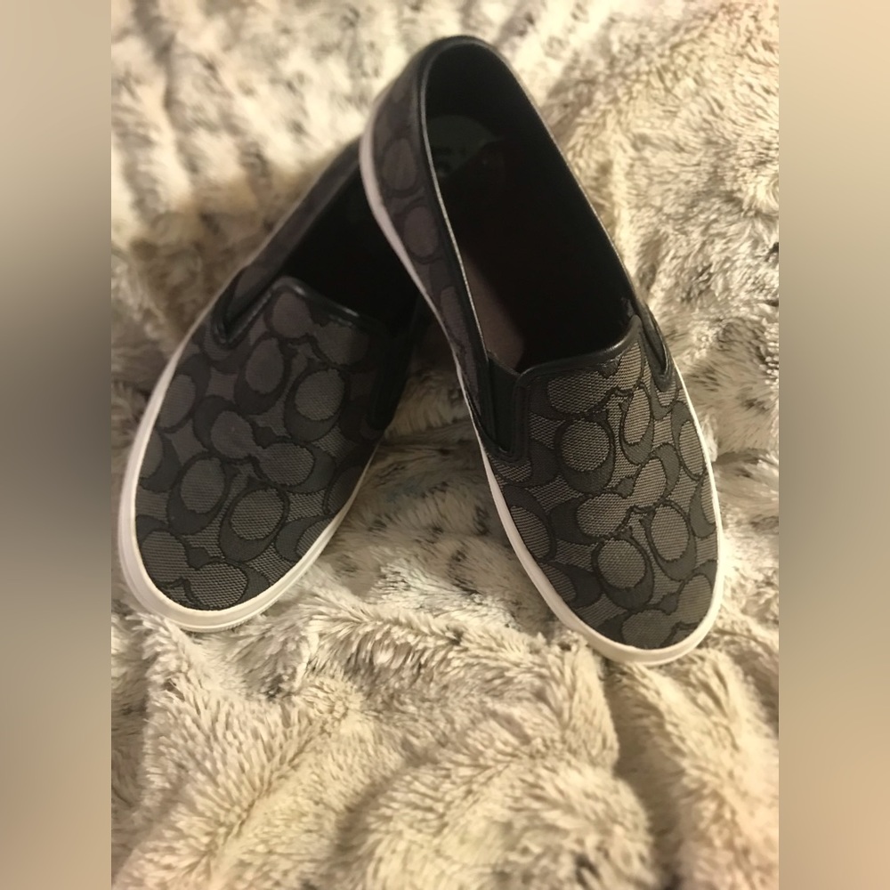 Coach Women's Monogram Slip On Shoes Sz.5.5 womens